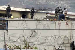 Equateur: poursuite du bain de sang au pénitencier de Guayaquil