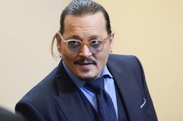 Johnny Depp veut "reprendre le cours de sa vie", assure son avocate