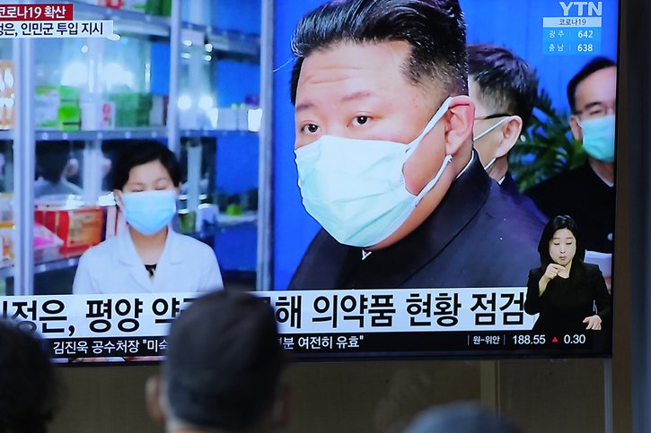 Kim Jong-un a pris personnellement en main la lutte contre le coronavirus (archives). © KEYSTONE/AP/LEE JIN-MAN