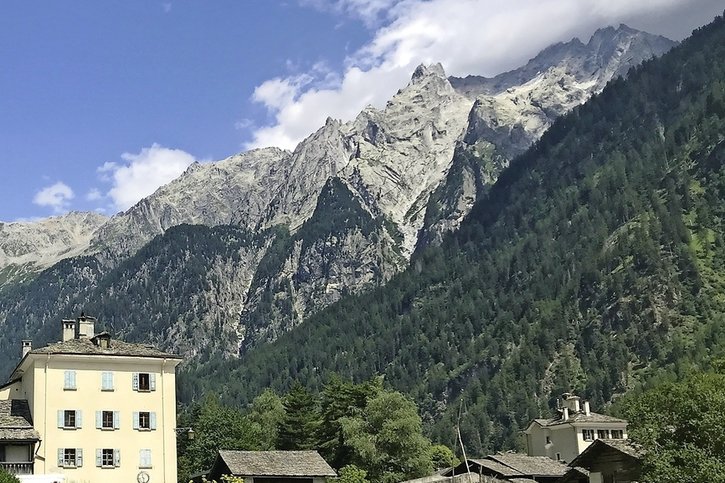 Le Val Bregaglia, si loin, si beau
