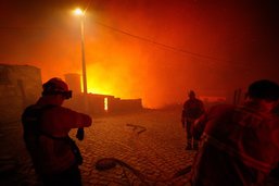 Nouveaux feux de forêt après une hausse du mercure au Portugal