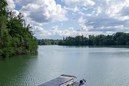 L’eau des lacs est de bonne qualité dans le canton de Fribourg
