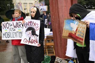 Des opposants russes manifestent à Genève contre la mobilisation