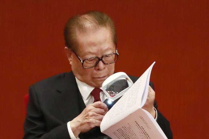 L'ex-président chinois Jiang Zemin est décédé mercredi à l'âge de 96 ans, a annoncé l'agence d'Etat Chine Nouvelle (archives). © KEYSTONE/EPA/HOW HWEE YOUNG
